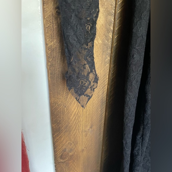 Vampira Gown by NRT fashions - Picture 7 of 11